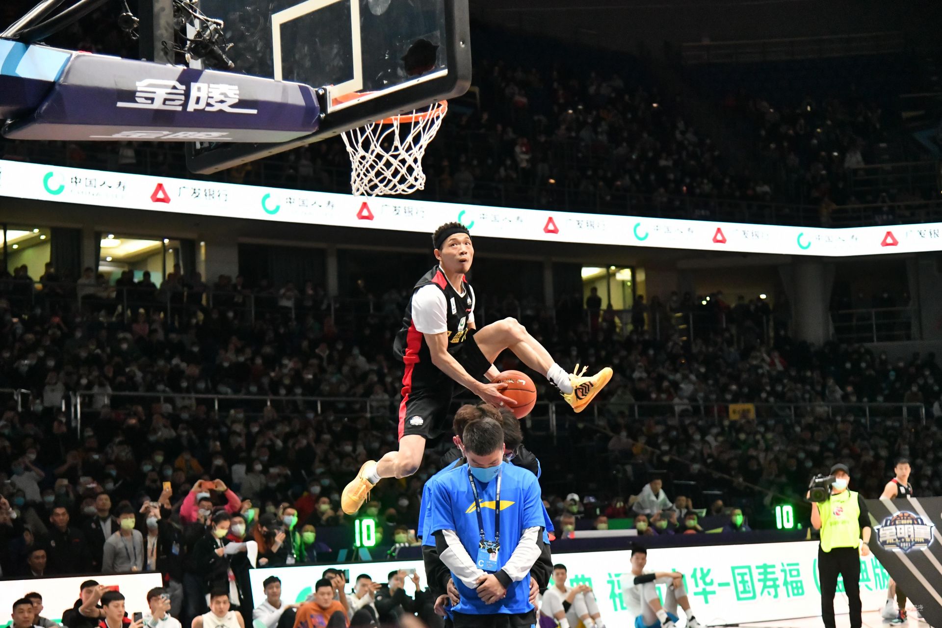 复与更大市 复与更大市